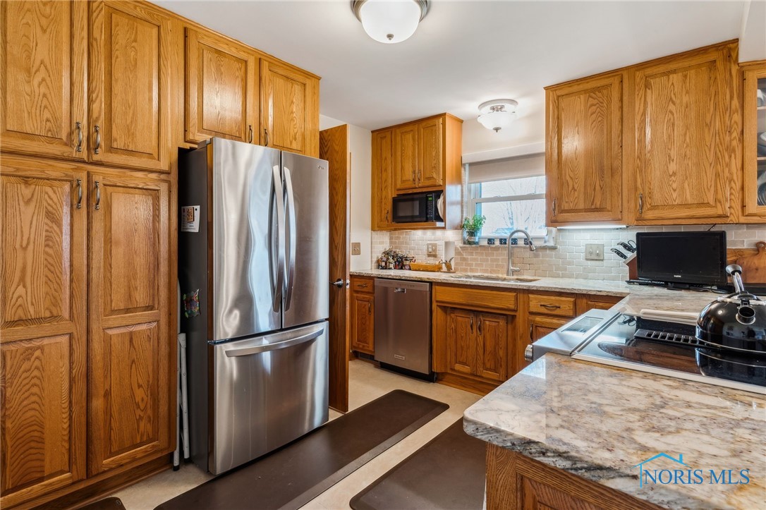 271 Crestview Drive, Tiffin, Ohio image 14