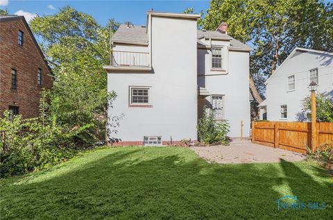 Tiny photo for 2924 Goddard Road, Toledo, OH 43606 (MLS # 6136684)