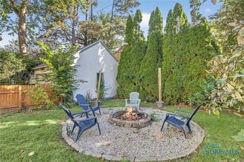 Tiny photo for 2924 Goddard Road, Toledo, OH 43606 (MLS # 6136684)