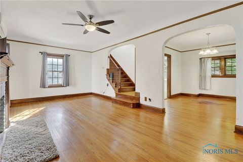 Tiny photo for 2924 Goddard Road, Toledo, OH 43606 (MLS # 6136684)