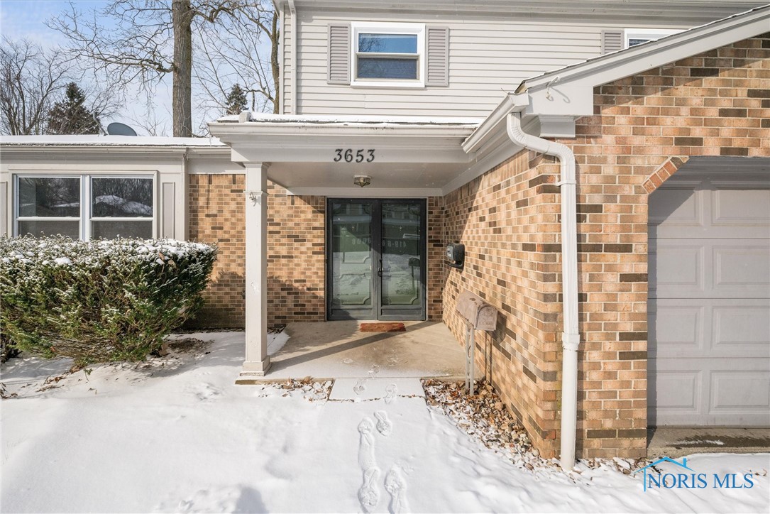 3653 Fairwood Drive, Sylvania, Ohio image 5