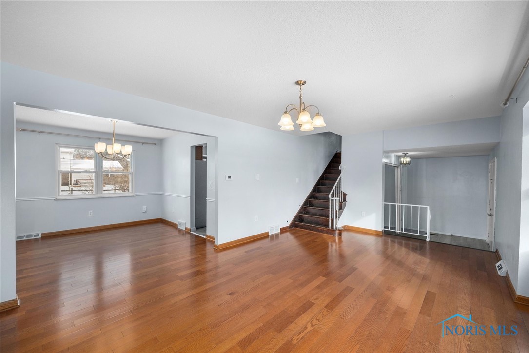 3653 Fairwood Drive, Sylvania, Ohio image 9