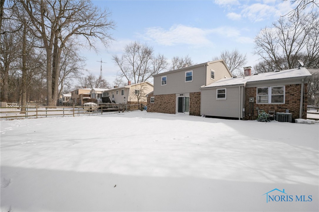 3653 Fairwood Drive, Sylvania, Ohio image 36