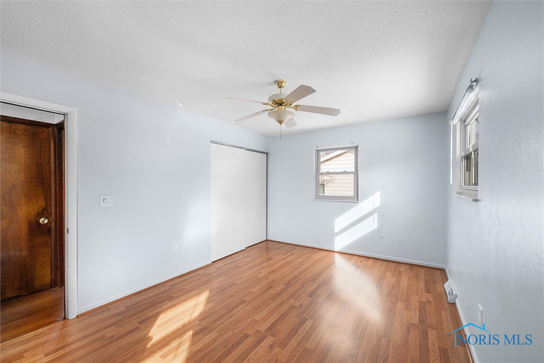 3653 Fairwood Drive, Sylvania, Ohio image 25