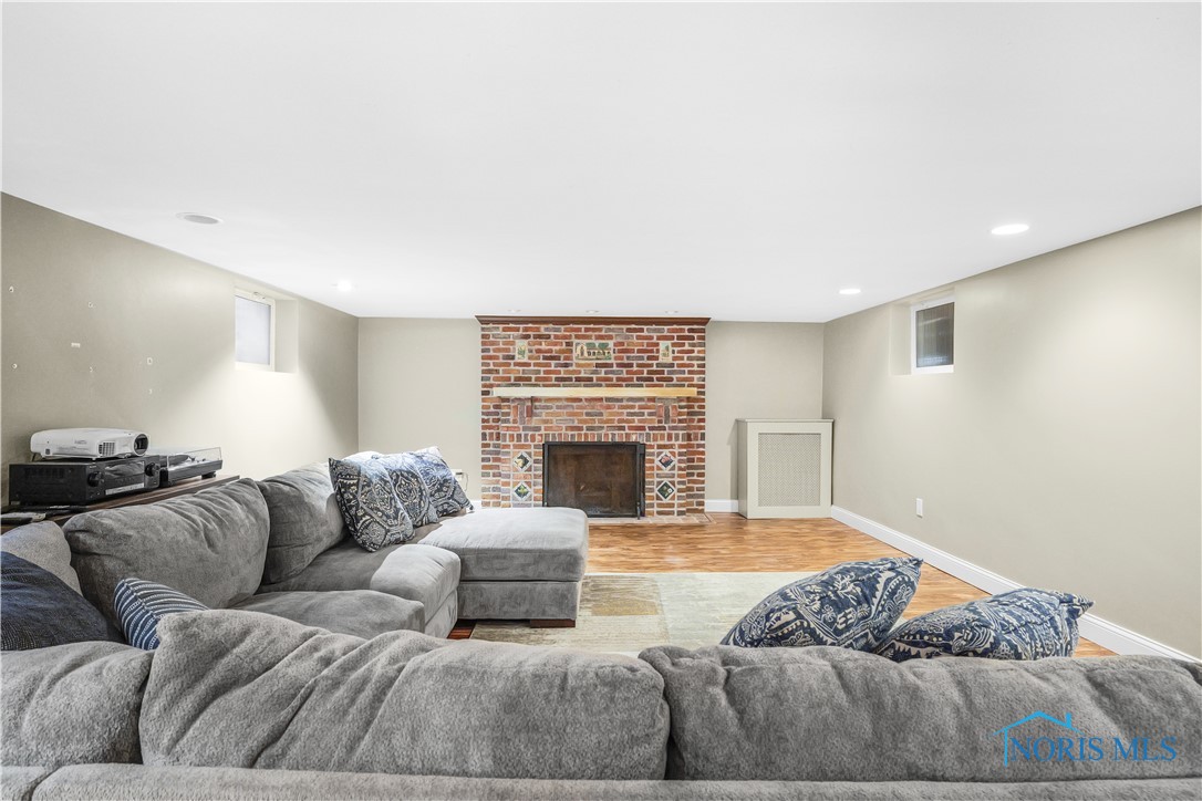 2005 Potomac Drive, Toledo, Ohio image 33