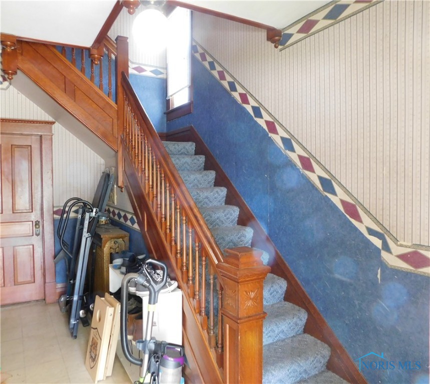 203 N Union Street, Fostoria, Ohio image 3