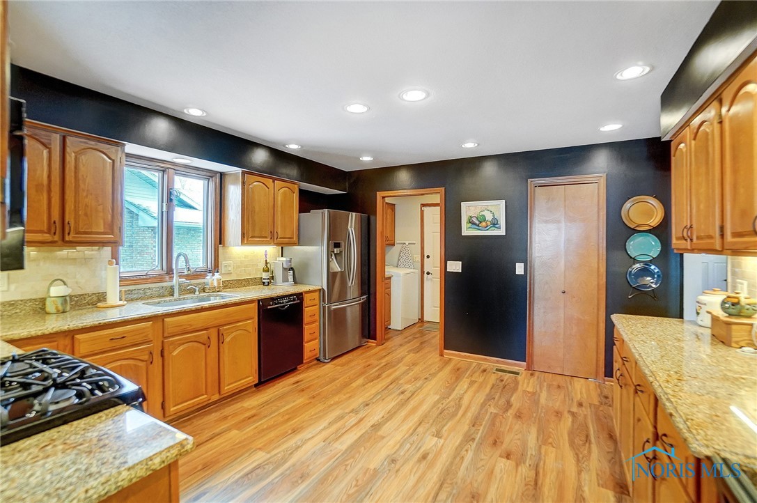 2001 Cobblestone Drive, Findlay, Ohio image 14