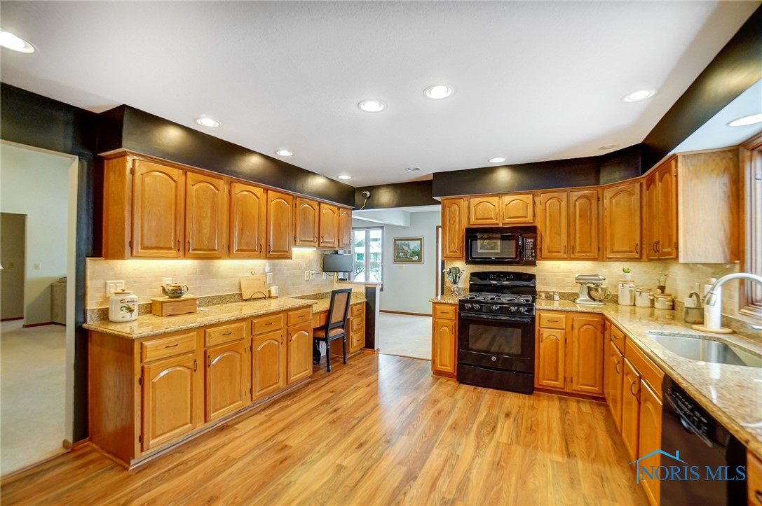 2001 Cobblestone Drive, Findlay, Ohio image 20