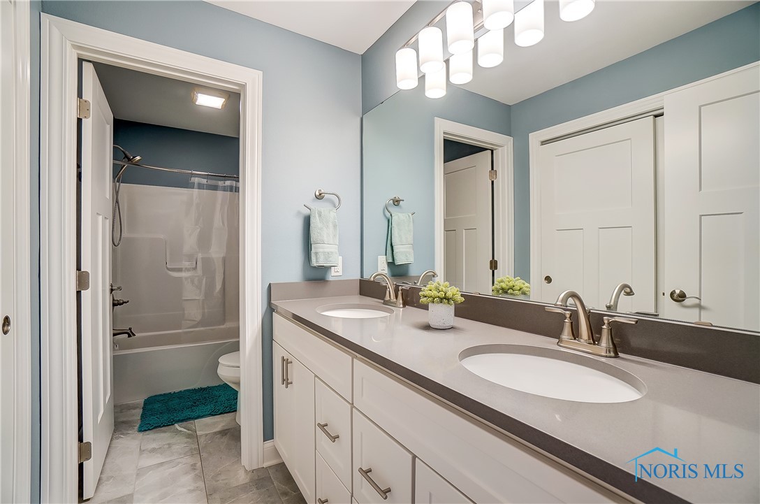 6300 Glen Gary Woods, Waterville, Ohio image 37