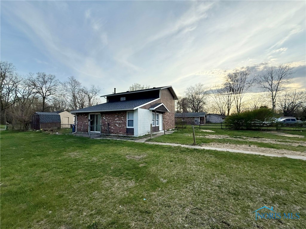 9721 Oak Bend Avenue, Holland, Ohio image 2
