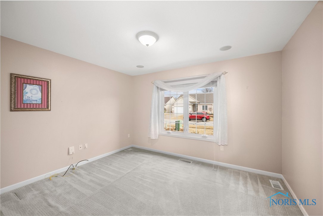 629 Meadowchase Lane, Toledo, Ohio image 9