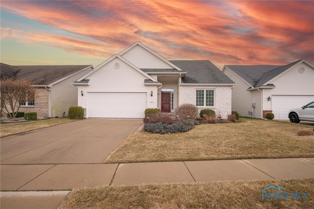 629 Meadowchase Lane, Toledo, Ohio image 1