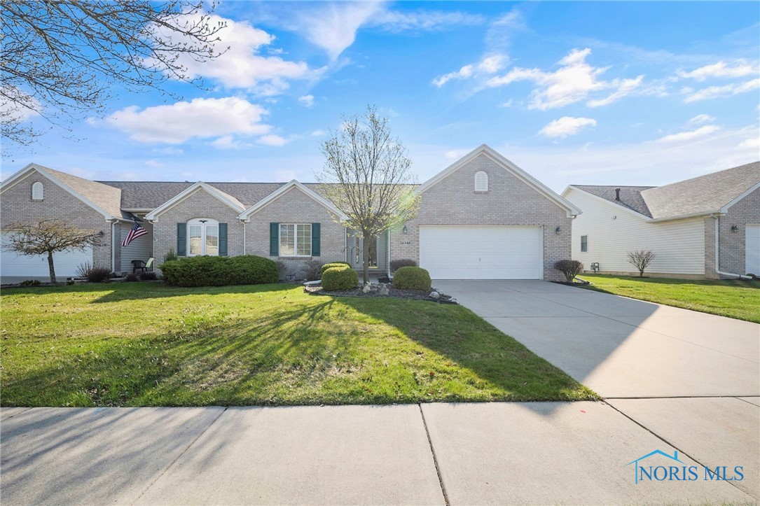 26348 W Wexford Drive, Perrysburg, Ohio image 1