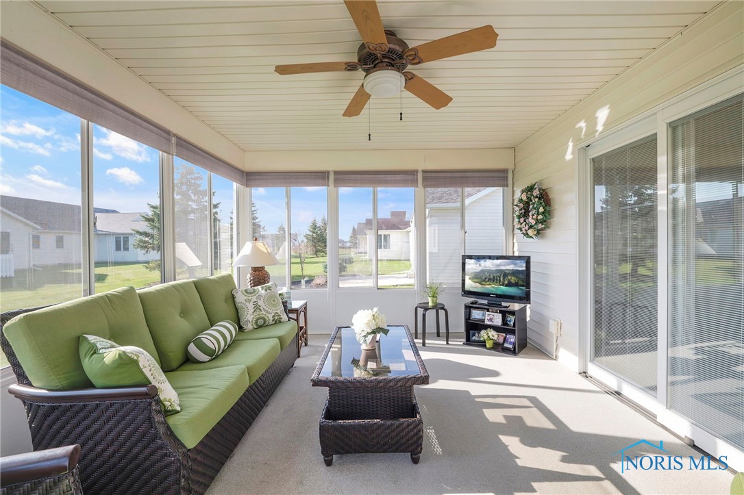 26348 W Wexford Drive, Perrysburg, Ohio image 30