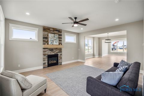 Tiny photo for 9425 Newbury Lane, Whitehouse, OH 43571 (MLS # 6136099)