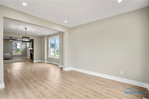 Tiny photo for 9425 Newbury Lane, Whitehouse, OH 43571 (MLS # 6136099)
