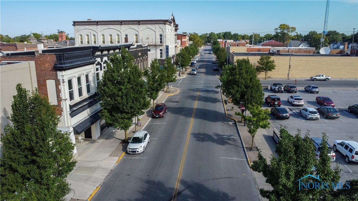 133 E South Street, Fostoria, Ohio image 45