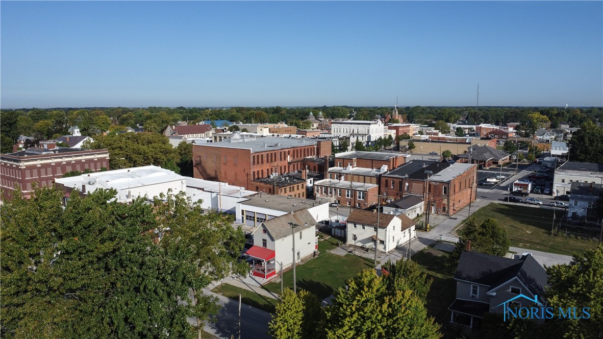 133 E South Street, Fostoria, Ohio image 41