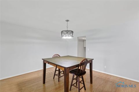 Tiny photo for 4243 W Bancroft Street #104E, Ottawa Hills, OH 43615 (MLS # 6136788)