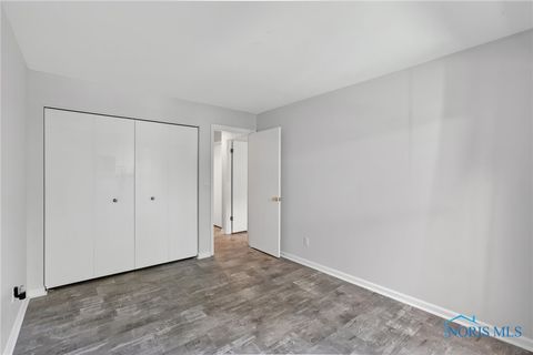 Tiny photo for 4243 W Bancroft Street #104E, Ottawa Hills, OH 43615 (MLS # 6136788)