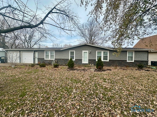 3085 E Canal Road, Port Clinton, Ohio image 1