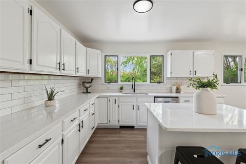 Tiny photo for 7413 Sylvania Avenue, Sylvania, OH 43560 (MLS # 6135915)