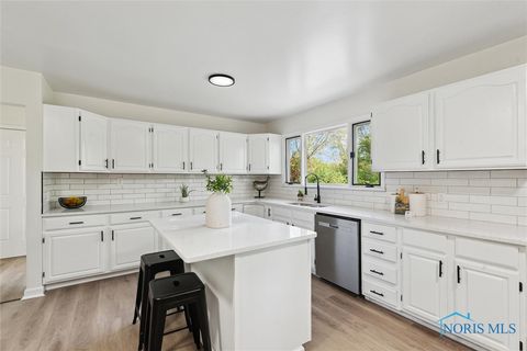 Tiny photo for 7413 Sylvania Avenue, Sylvania, OH 43560 (MLS # 6135915)