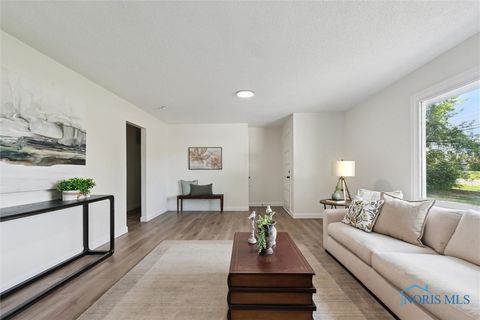 Tiny photo for 7413 Sylvania Avenue, Sylvania, OH 43560 (MLS # 6135915)