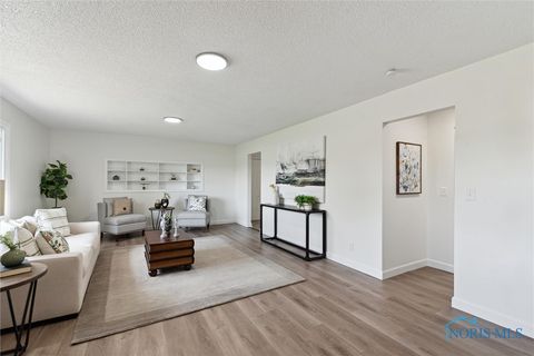 Tiny photo for 7413 Sylvania Avenue, Sylvania, OH 43560 (MLS # 6135915)