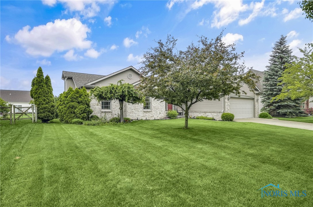 1440 S Redhawk Drive, Perrysburg, Ohio image 2