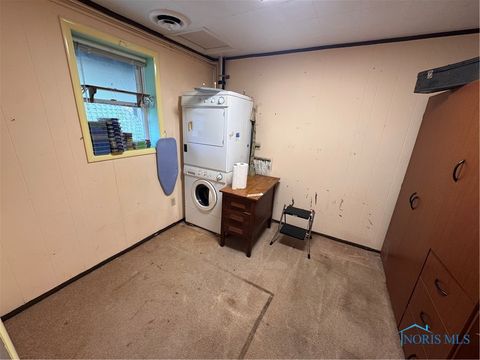 Tiny photo for 11149 West Street, Whitehouse, OH 43571 (MLS # 6136073)