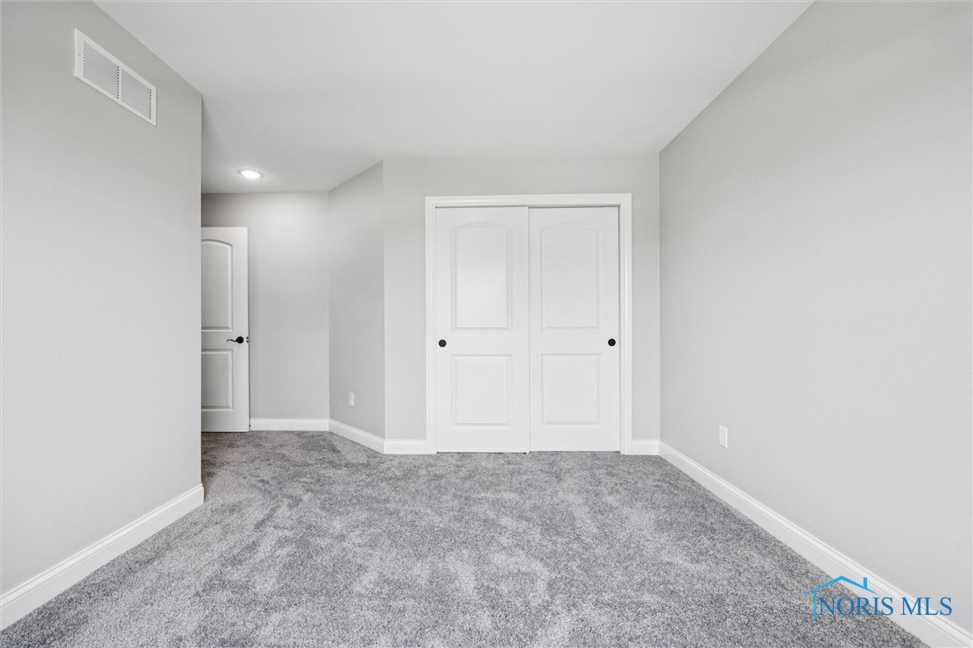 1038 Stoneleigh Road, Perrysburg, Ohio image 25