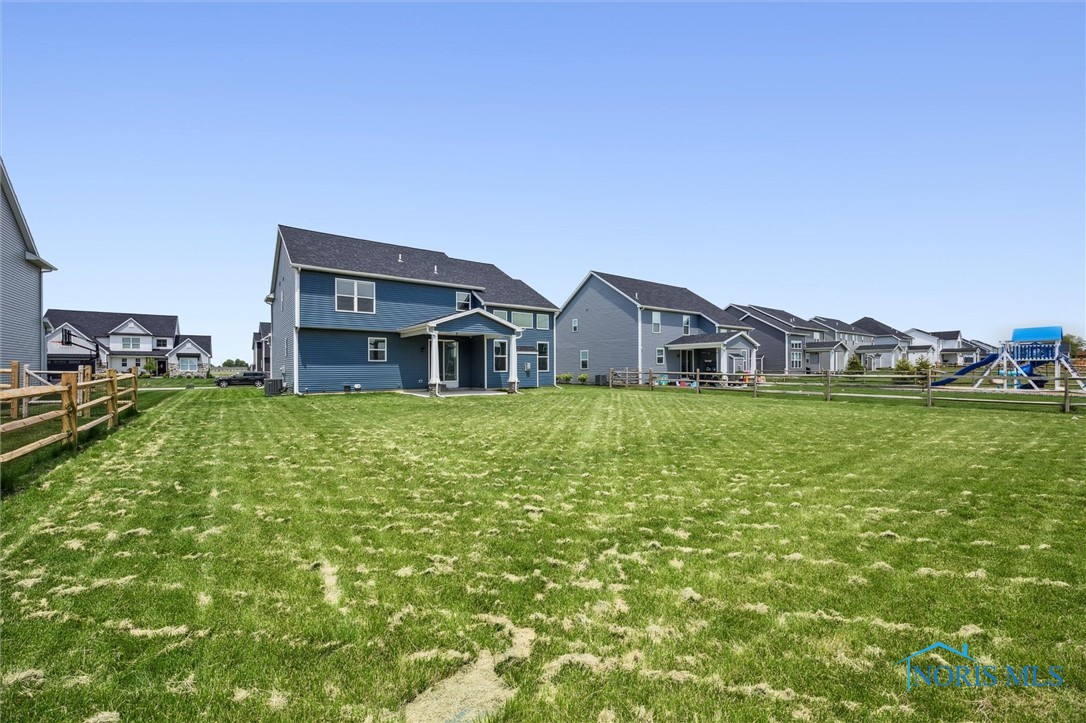 1038 Stoneleigh Road, Perrysburg, Ohio image 33