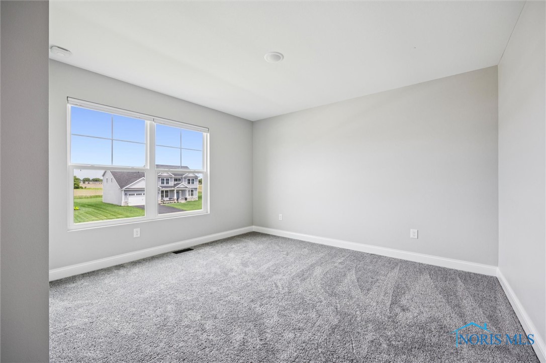 1038 Stoneleigh Road, Perrysburg, Ohio image 24