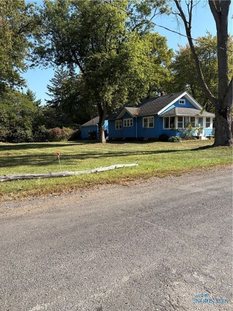 Tiny photo for 5150 Norton Place, Toledo, OH 43615 (MLS # 6136524)