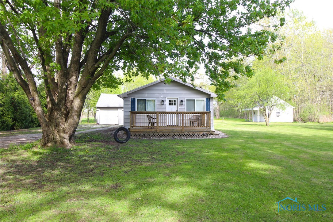 2763 N Downing Road, Genoa, Ohio image 1