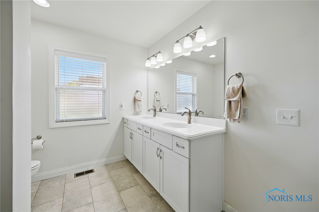 9274 Shaffer Street, Findlay, Ohio image 23