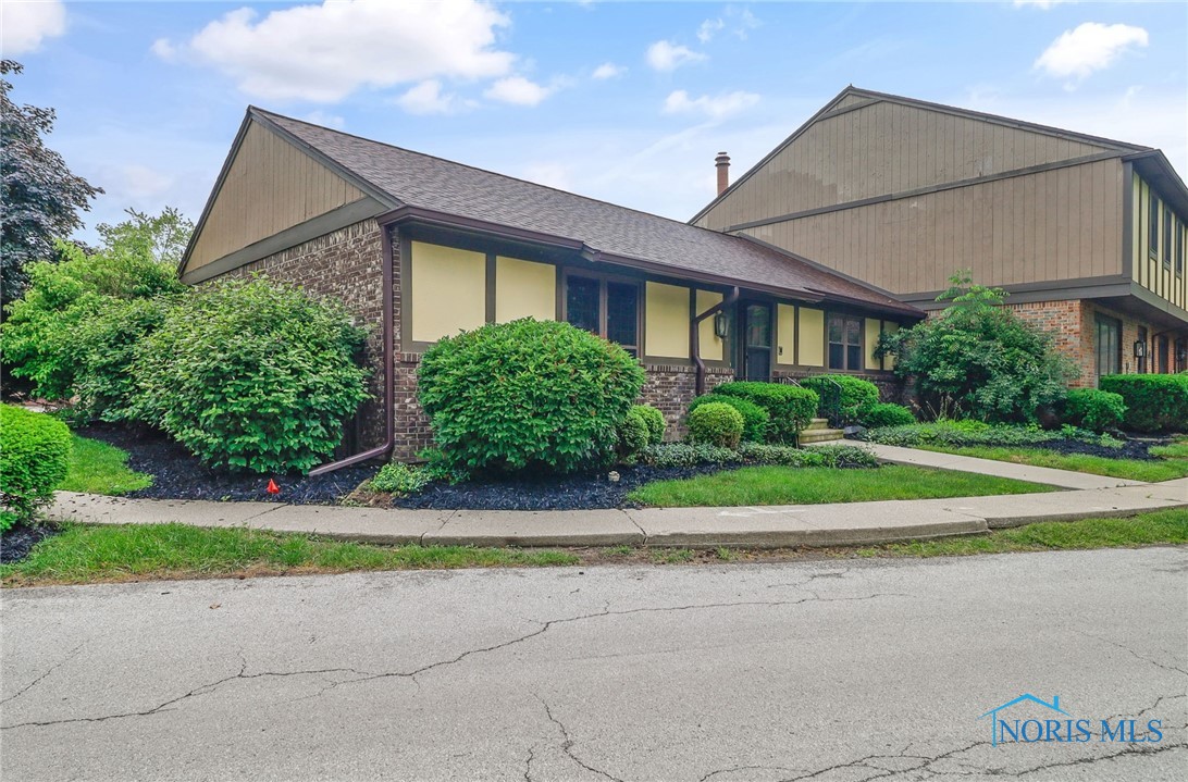 4 Knollwood Drive, Perrysburg, Ohio image 3