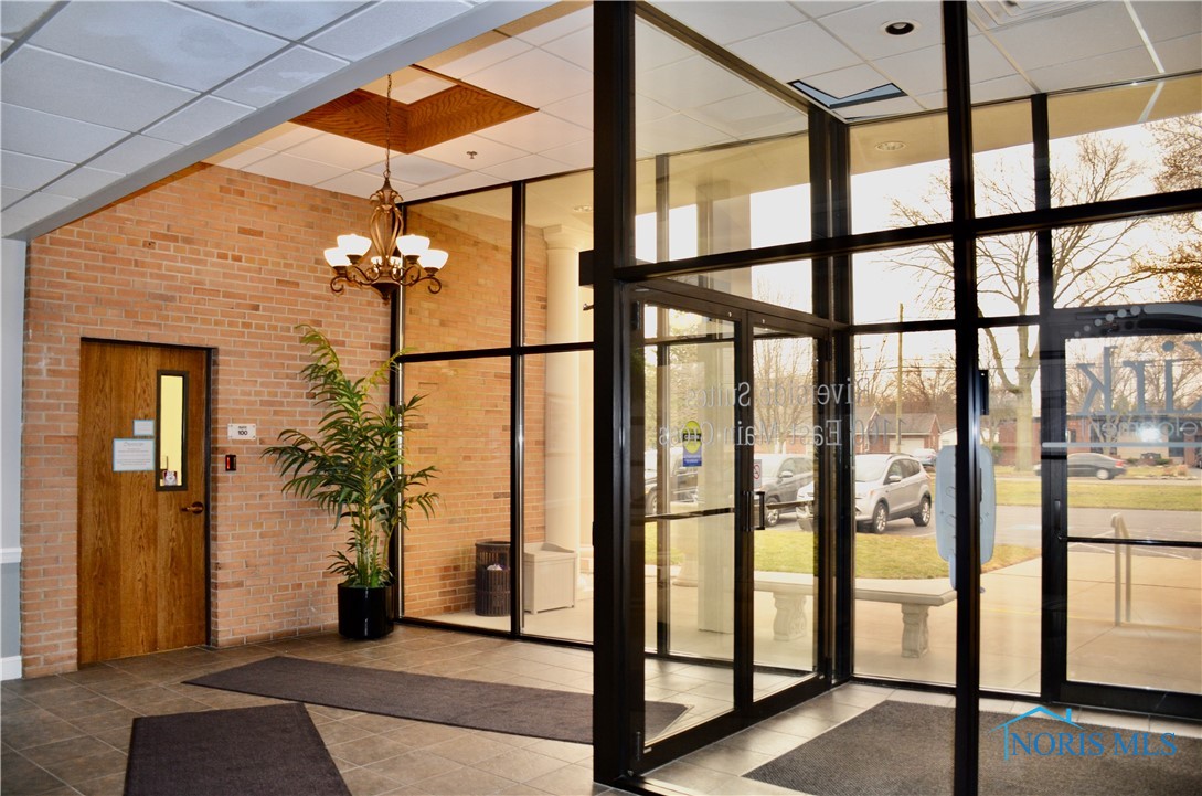 Findlay, Ohio 45840, United States, ,Residential,Active,73427