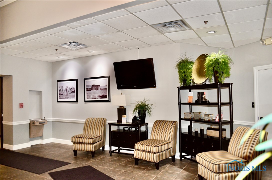 Findlay, Ohio 45840, United States, ,Residential,Active,73427