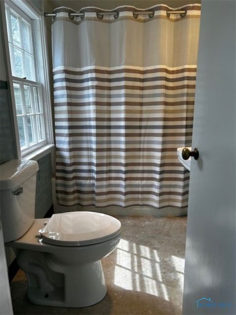 Tiny photo for 817 Oakwood Avenue, Bryan, OH 43506 (MLS # 6136217)