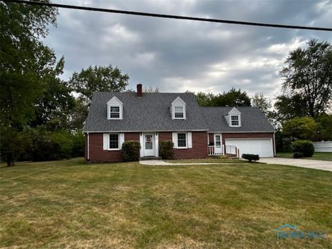 Tiny photo for 817 Oakwood Avenue, Bryan, OH 43506 (MLS # 6136217)