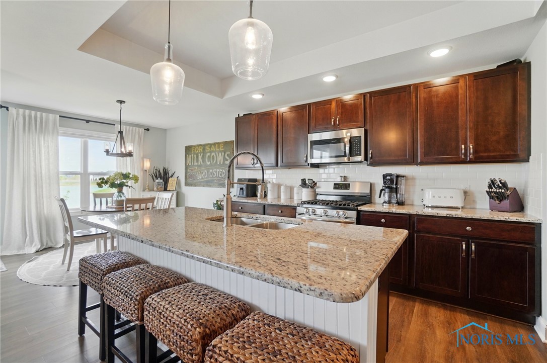 1568 Blackhawk Drive, Waterville, Ohio image 17
