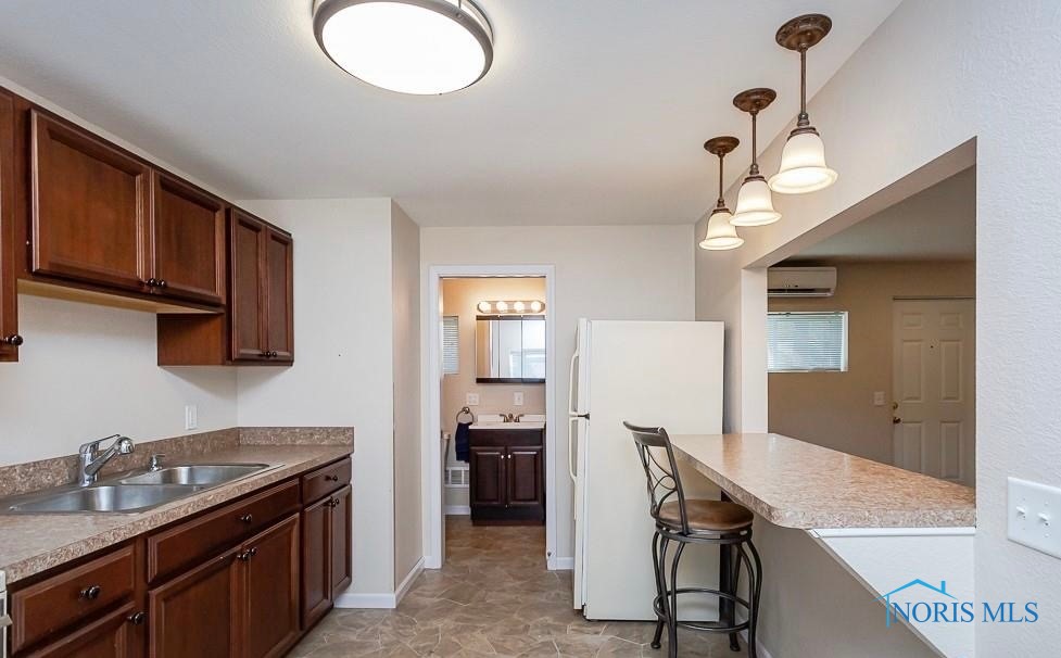 5241 Rowland Road, Toledo, Ohio image 15