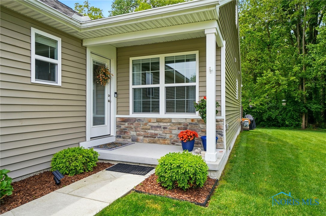 1961 Sunset Creek Drive, Toledo, Ohio image 3