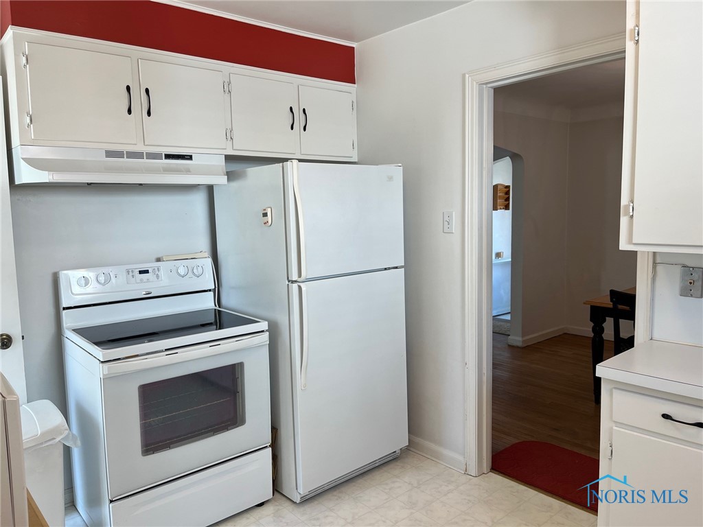3136 Drummond Road, Toledo, Ohio image 11