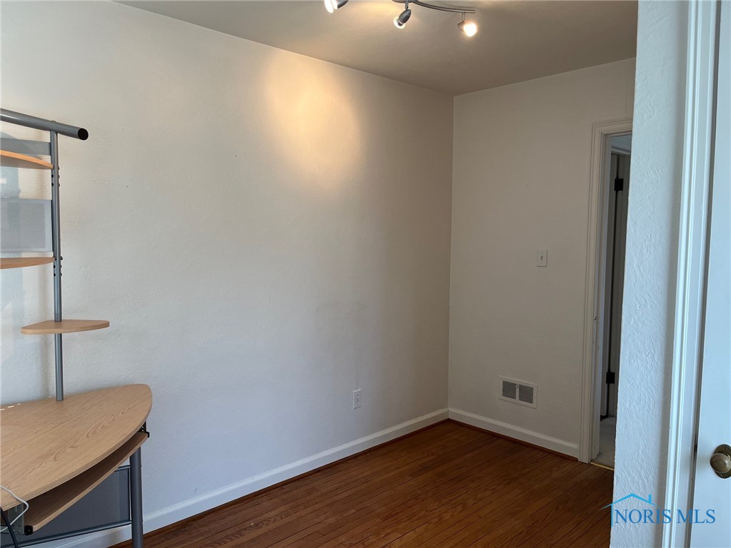 3136 Drummond Road, Toledo, Ohio image 21