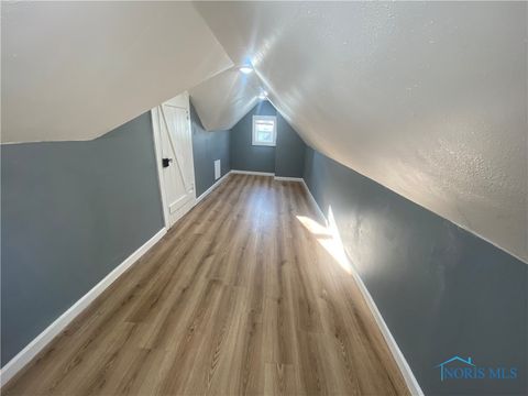 Tiny photo for 2017 Marlow Road, Toledo, OH 43613 (MLS # 6136322)