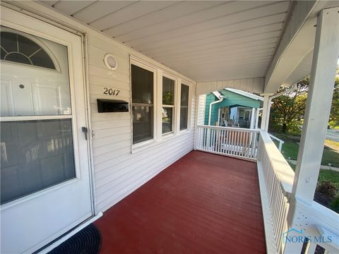 Tiny photo for 2017 Marlow Road, Toledo, OH 43613 (MLS # 6136322)