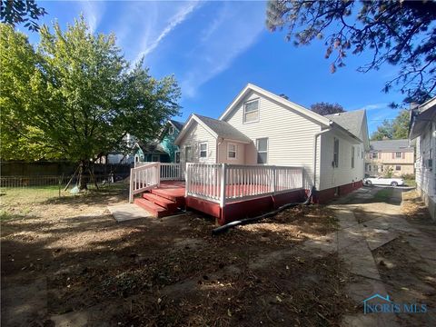 Tiny photo for 2017 Marlow Road, Toledo, OH 43613 (MLS # 6136322)